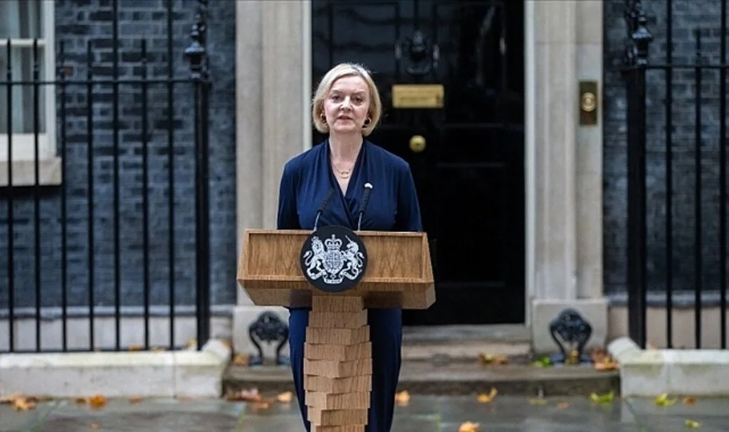İngiltere tarihinin "en kısa süre görevde kalan Başbakanı" Liz Truss oldu