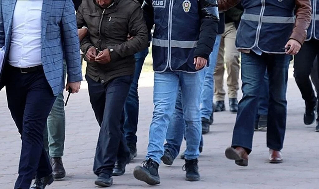 İstanbul merkezli "sağlık yolsuzluğu" operasyonunda 50 şüpheli yakalandı