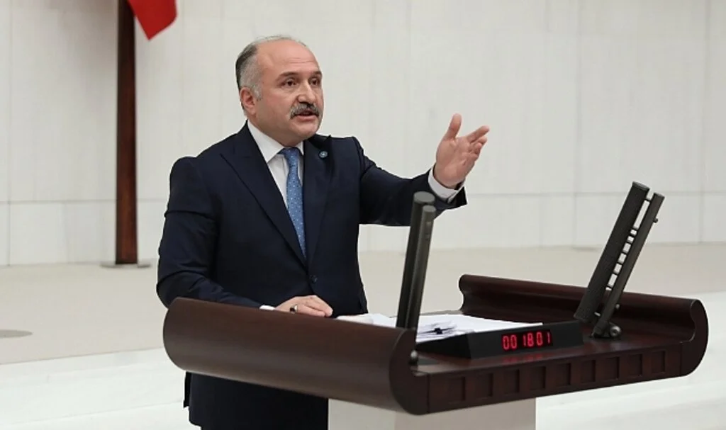 İYİ Parti Samsun Milletvekili Erhan Usta Samsun'daki İntihar Olaylarını Meclise Taşıdı 
