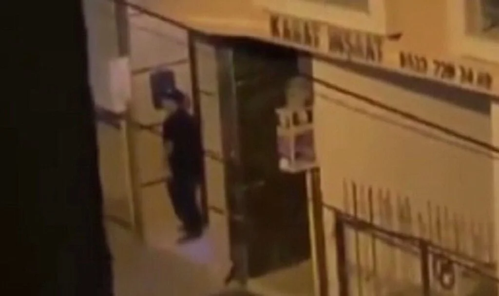İzmir'de kız yurdunun önünde uygunsuz hareketler yapan şahıs yakalandı