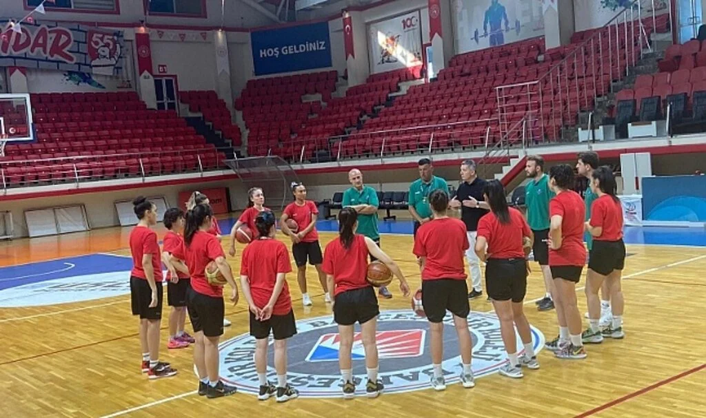 Kadın Basketbolu'nda Karadeniz'in Tek Temsilcisi Zorlu Koleji Spor Kulübü