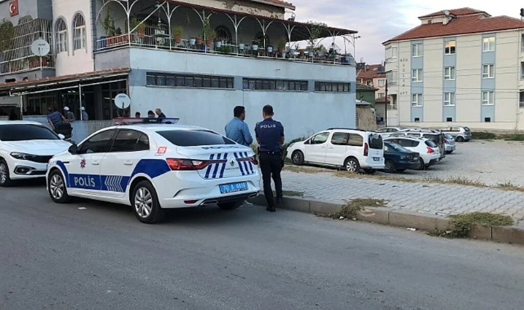 Karaman’da gençler arasındaki kavga kanlı bitti: 1 yaralı