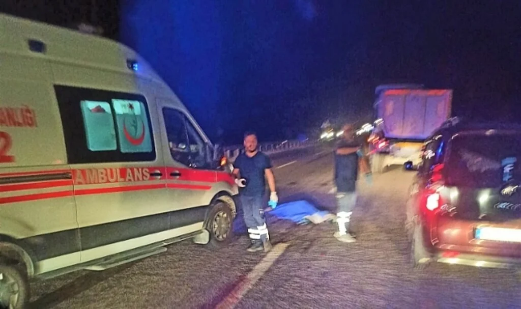 Karşıdan karşıya geçmek isteyen yaşlı adam canından oldu