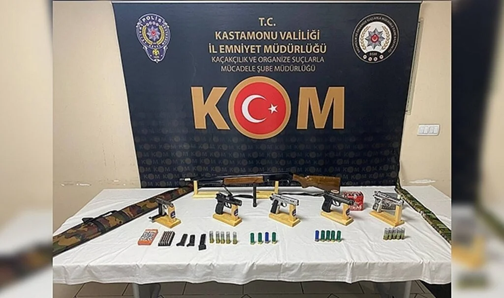 Kastamonu’daki “Müsilaj-2 Operasyonu”nda 5 kişi yakalandı
