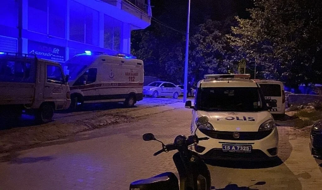 "Kendimi iyi hissetmiyorum" mesajının ardından evinde ölü bulundu