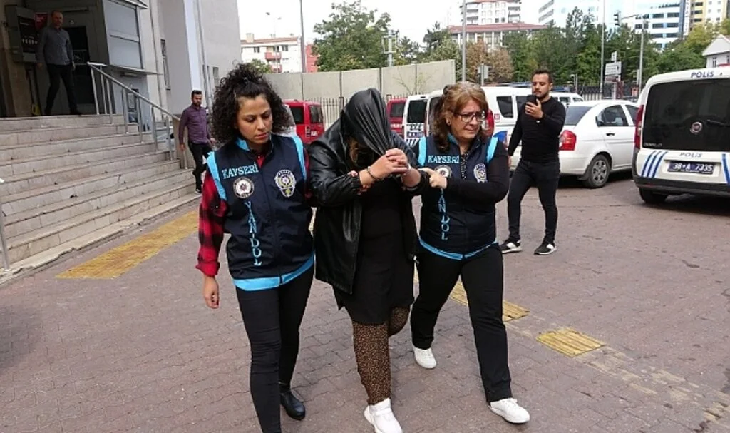 Kendinin olmayan evleri kiraya veren kadın, 66 bin 500 TL dolandırdı