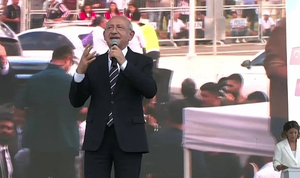 Kılıçdaroğlu Adana'da: "Yetkiyi verin Türkiye'yi Değiştirelim"