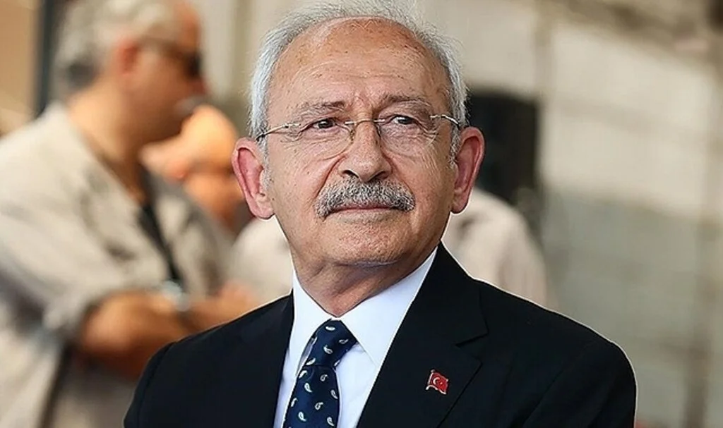 Kılıçdaroğlu Bosna Hersek’te seçimi kazanan Denis Beçiroviç’i kutladı 