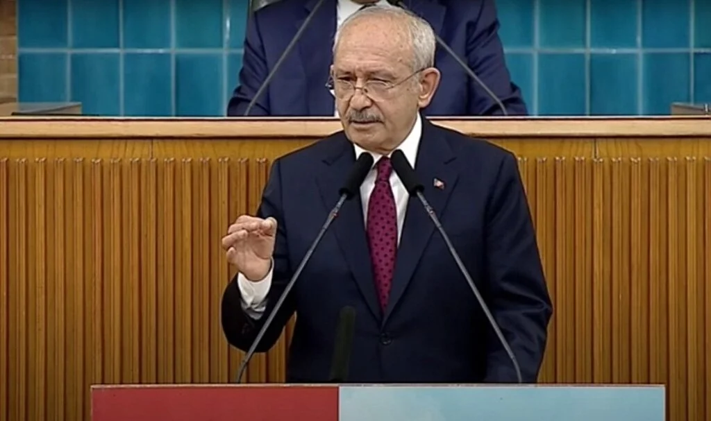 Kılıçdaroğlu, ilk kez sandığa gidecek gençlere seslendi: "Tarihsel bir sorumluluğunuz var"