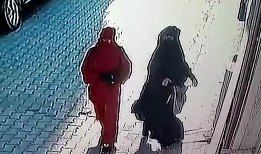 Kılık değiştirerek hırsızlık yapan şüpheliler polisten kaçamadı