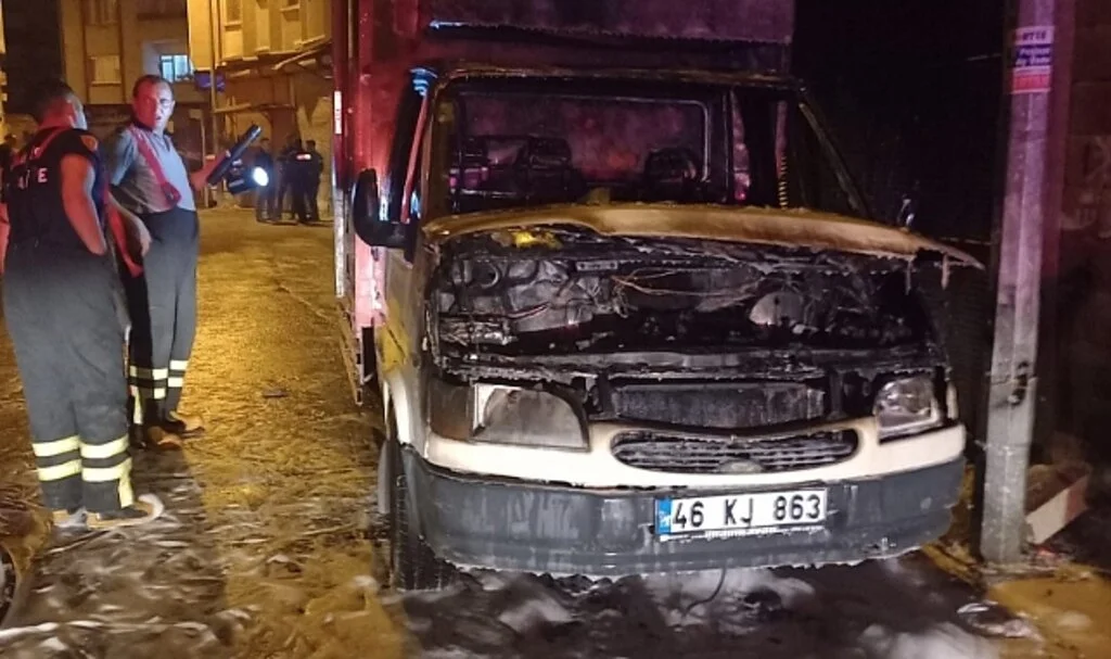 Kilis’te kamyonet kundaklayan şahıs yakalandı