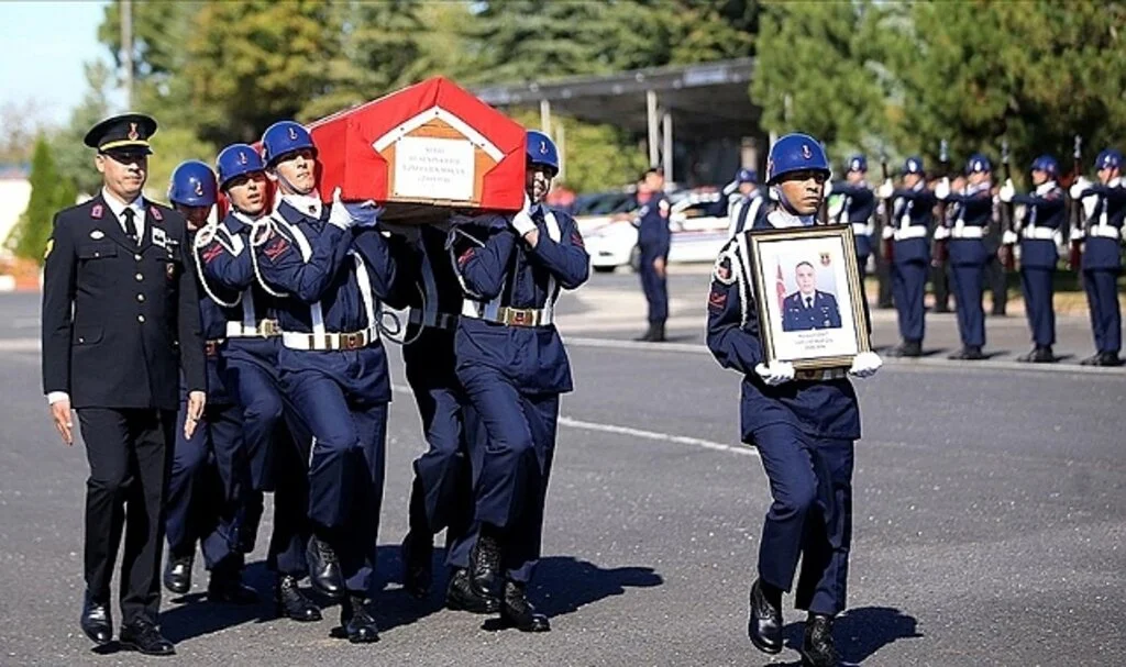 Kırklareli'nde trafik kazasında şehit olan uzman çavuş, Kayseri'de toprağa verildi
