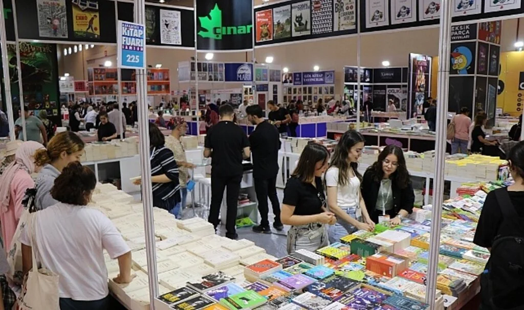 Kitap Fuarı  kapılarını açtı 