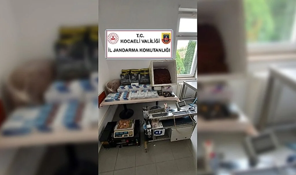 Kocaeli'nde jandarma ekiplerinden kaçak sigara operasyonu
