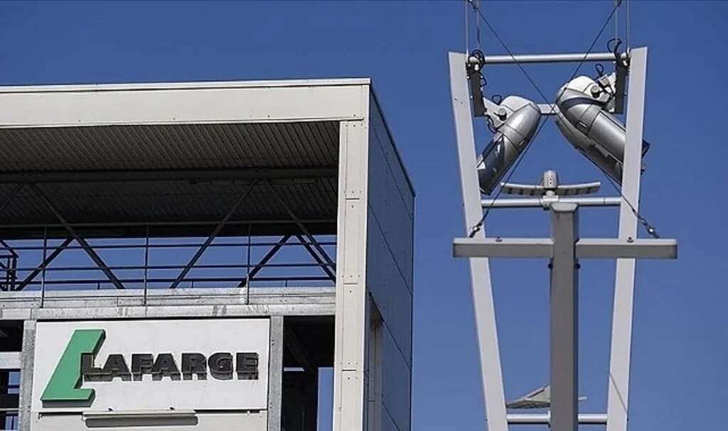 Lafarge, DEAŞ'a yardım yaptığını kabul etti