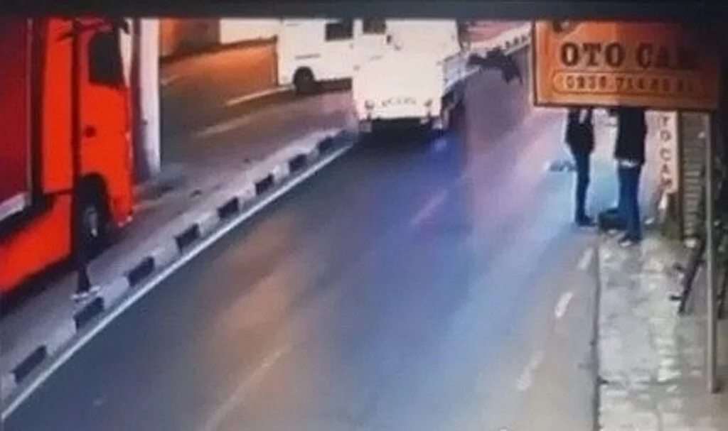 Manisa'da kaza anı kamerada