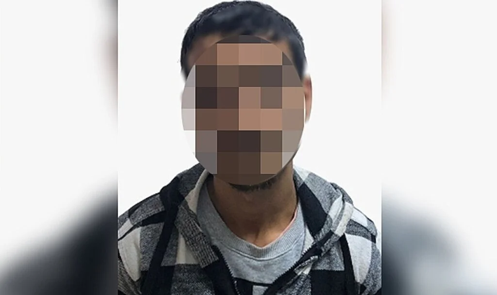 Marketten hırsızlık yaptı, yakalanacağını anlayınca çalışanı bıçakladı