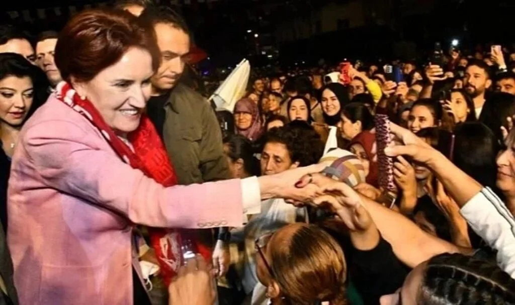 Meral Akşener'den adaylık açıklaması