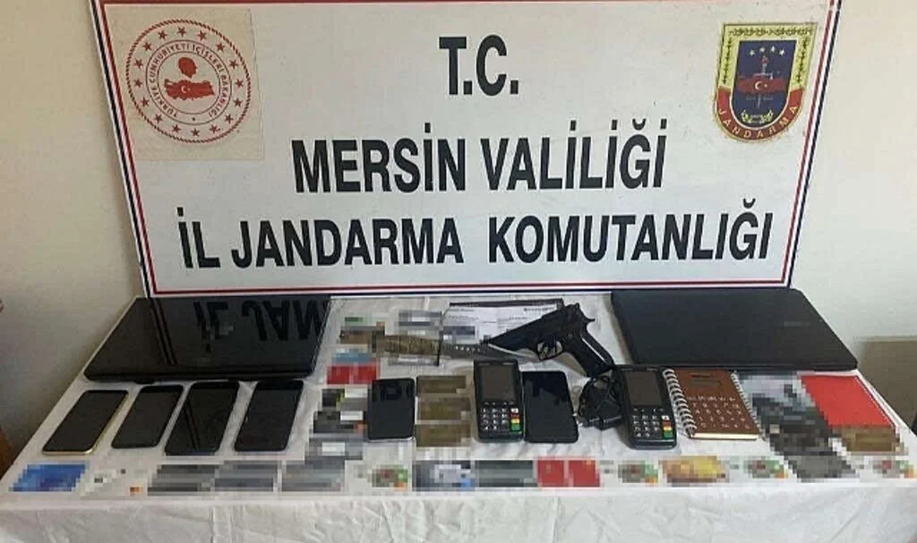 Mersin'de 'kolay kredi' zanlılarına operasyon: 12 gözaltı