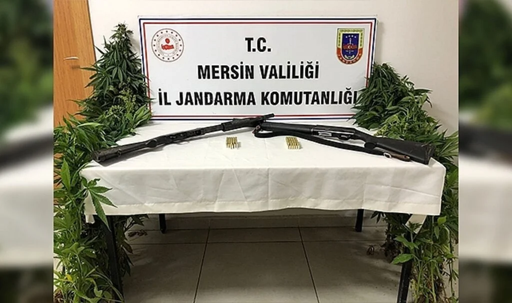 Mersin'de uyuşturucu operasyonu: 2 gözaltı
