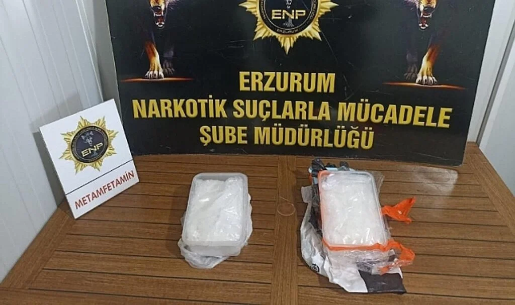 Narkotik köpeği Eris uyuşturucuya geçit vermedi