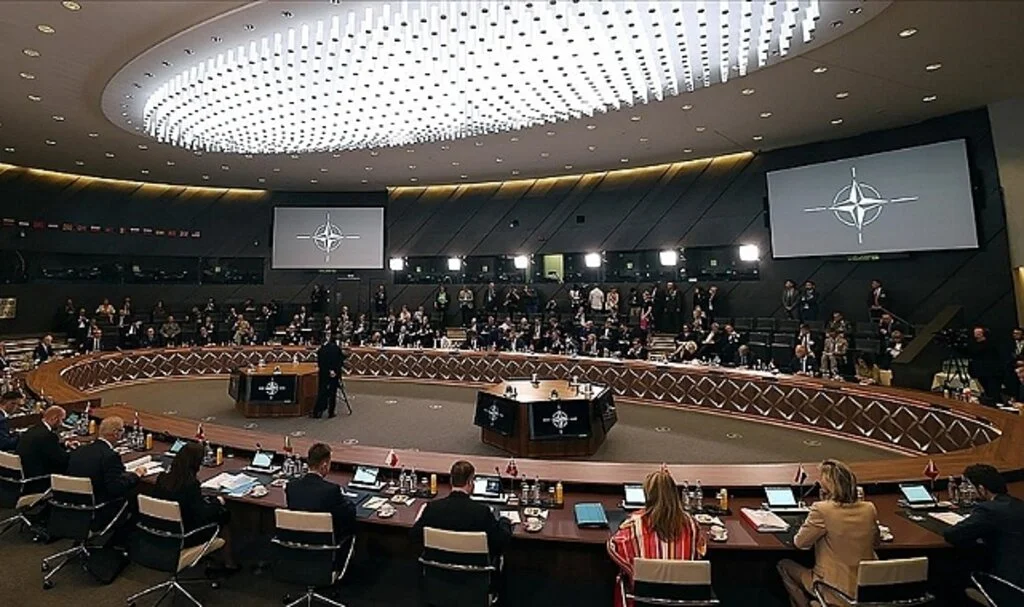 NATO savunma bakanları Ukrayna gündemiyle toplanıyor