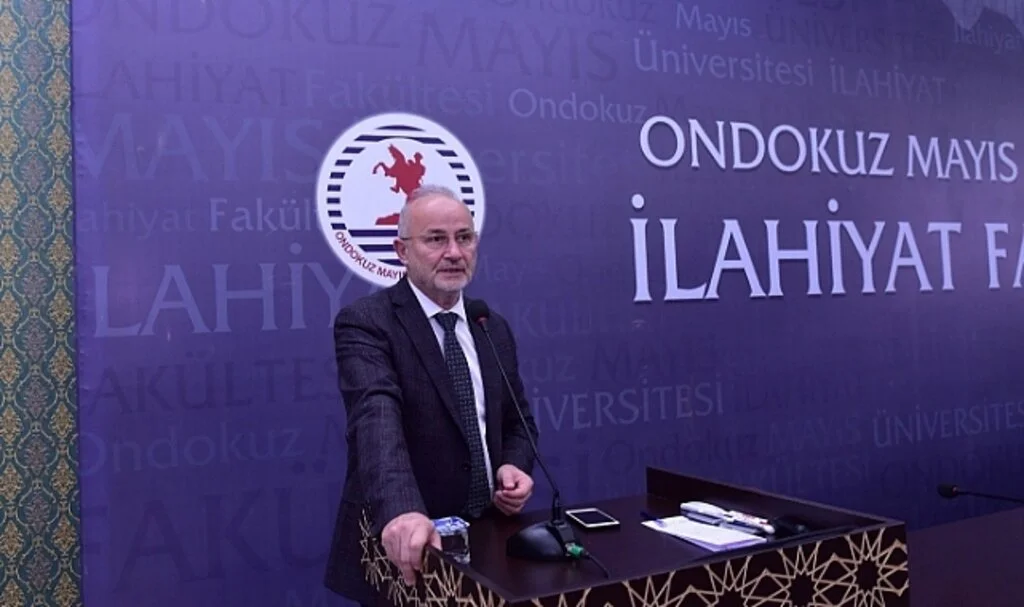 OMÜ Rektörü Ünal: “Öğrencilerimizden yabancı dilde yetkinliğe ulaşmasını bekliyoruz”