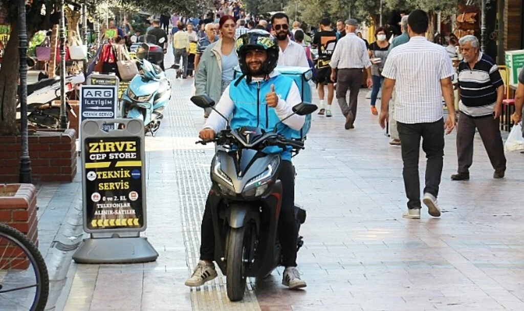Önce poz verdi, sonra ceza yedi