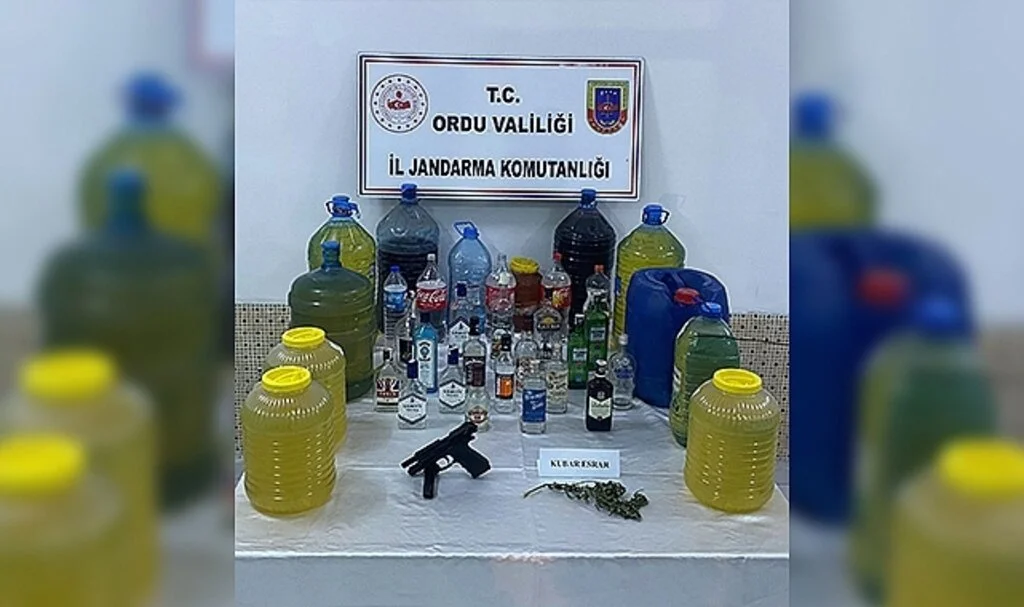 Ordu’da Gürcistan uyruklu iki kaçakçı sınır dışı edildi