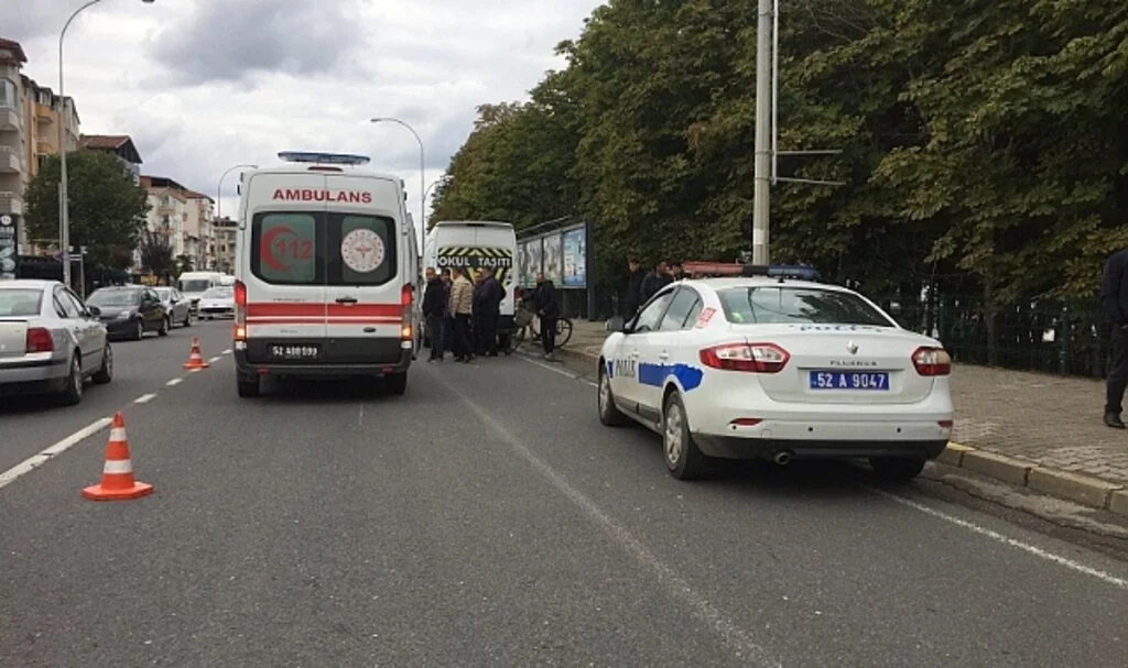 Ordu’da motosiklet ile otomobil çarpıştı: 1 yaralı