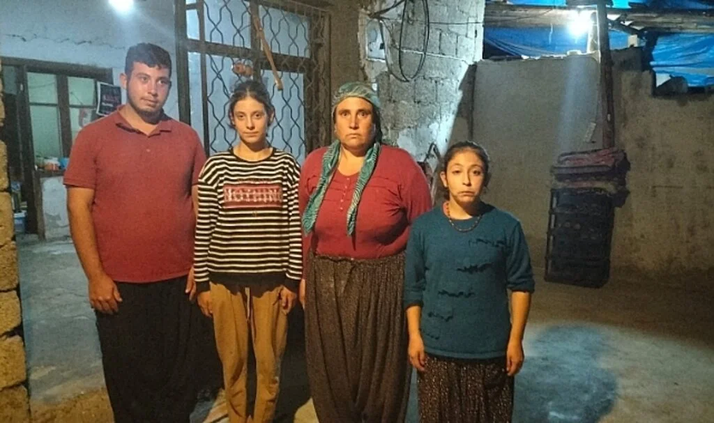 Osmaniye'de evleri ağır hasar gören aile büyük korku yaşadı