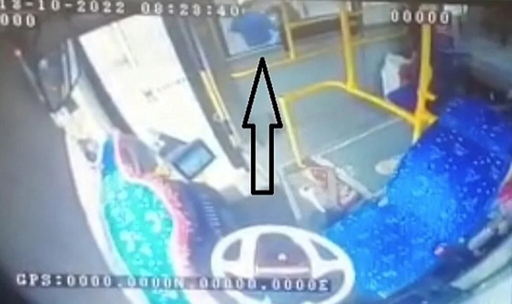 Otobüs şoförünün bıçakla öldürüldüğü anlar kamerada