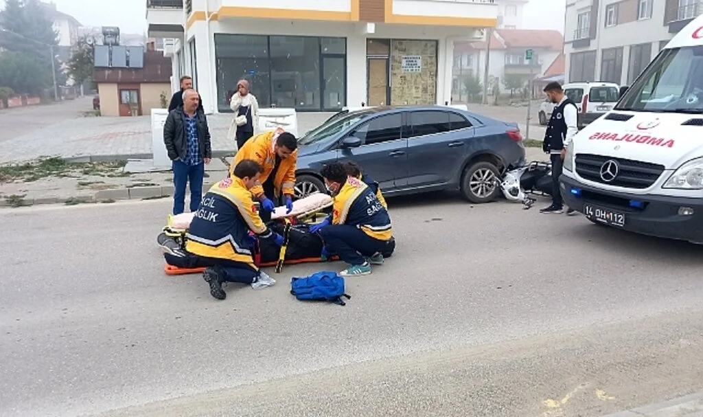 Otomobile arkadan çarpan motosikletin sürücüsü yaralandı