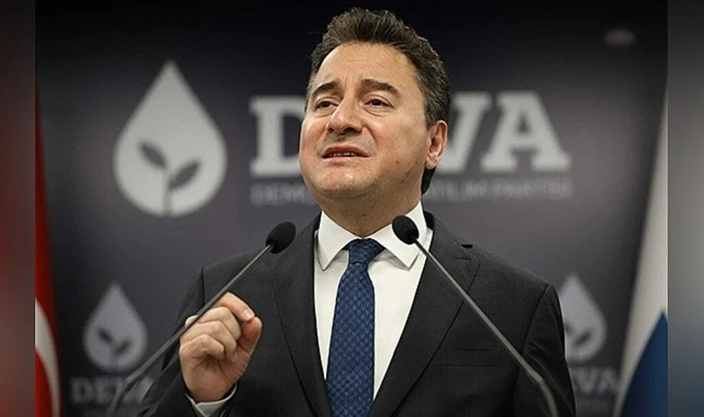 Partisi Genel Başkanı Ali Babacan:"Sayın Erdoğan, enflasyon düşürme kabiliyetiniz TÜİK’e makyaj yaptırmak mı"