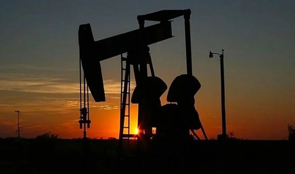 Petrolde yükseliş sürüyor! Gözler yarınki toplantıya kilitlendi...