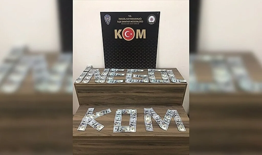 Piyasaya sahte dolar sürmeye çalışan bir kişi yakayı ele verdi