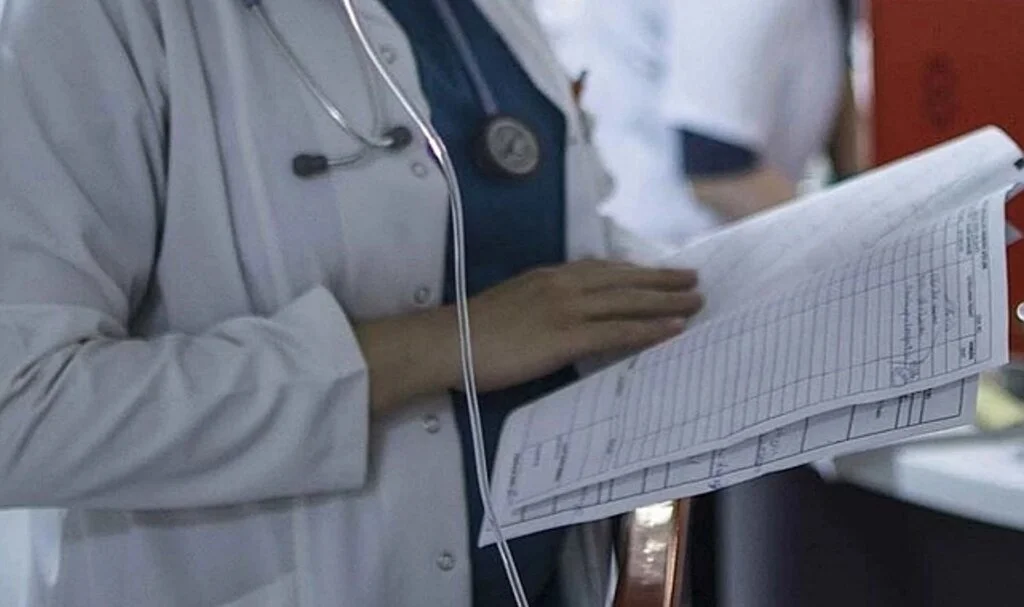 Sağlık Bakanlığı harekete geçti: Aile hekimleri artık vatandaşı arayıp kanser taramasına davet edecek