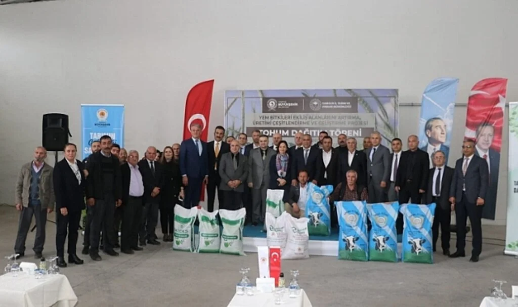 Samsun Büyükşehir Belediyesi'nden 3 bin 187 çiftçiye 133 ton tohum desteği