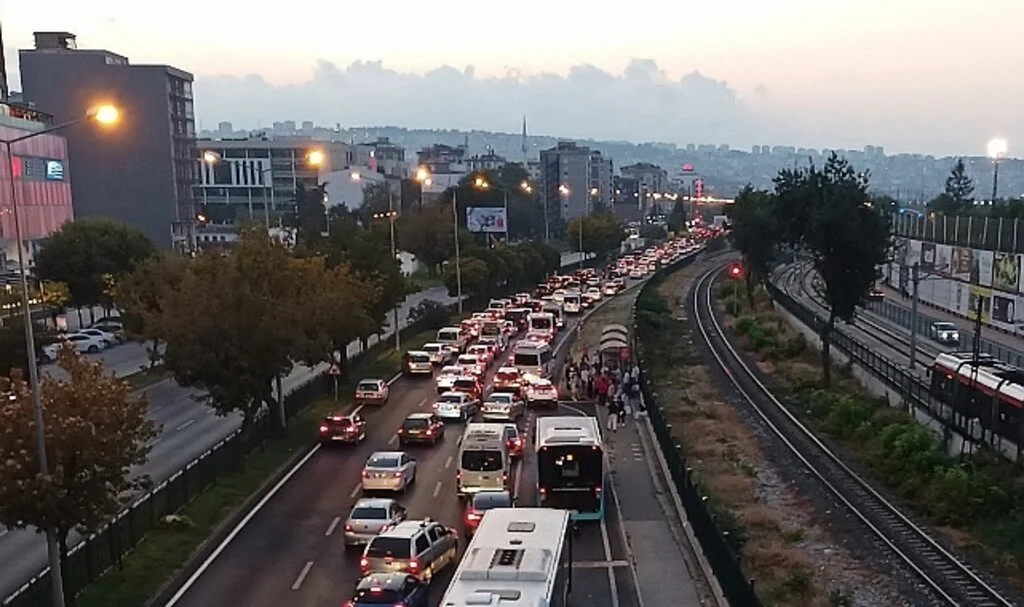 Samsun'da 239 araç trafikten men edildi
