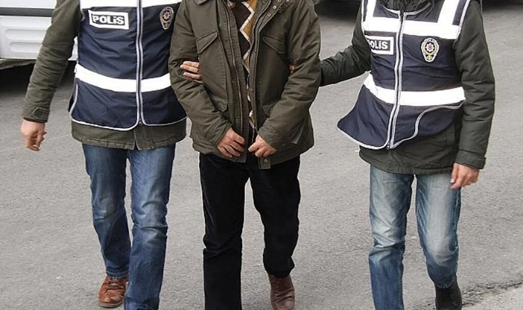 Samsun'da bıçakla gaspa teşebbüse 4 yıl 2 ay hapis