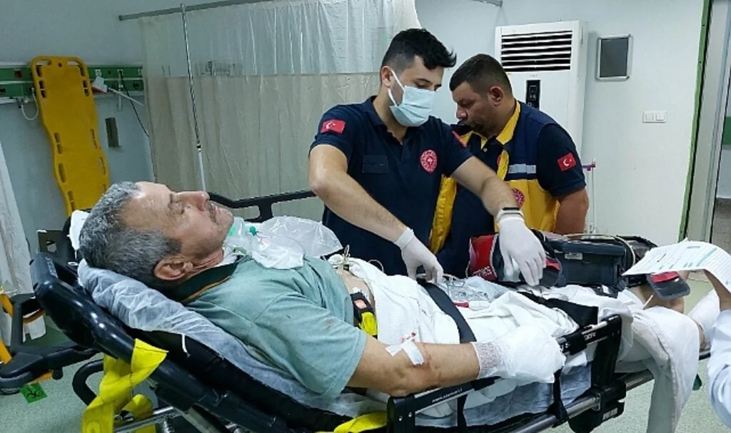 Samsun'da Ceviz toplarken ağaçta elektrik akımına kapıldı