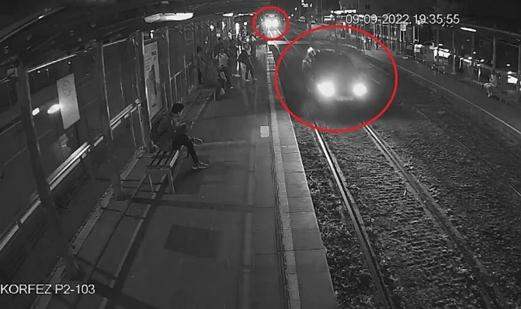 Samsun'da Çılgın şoför tramvay hattında kilometrelerce ilerledi, yürekleri ağza getirdi
