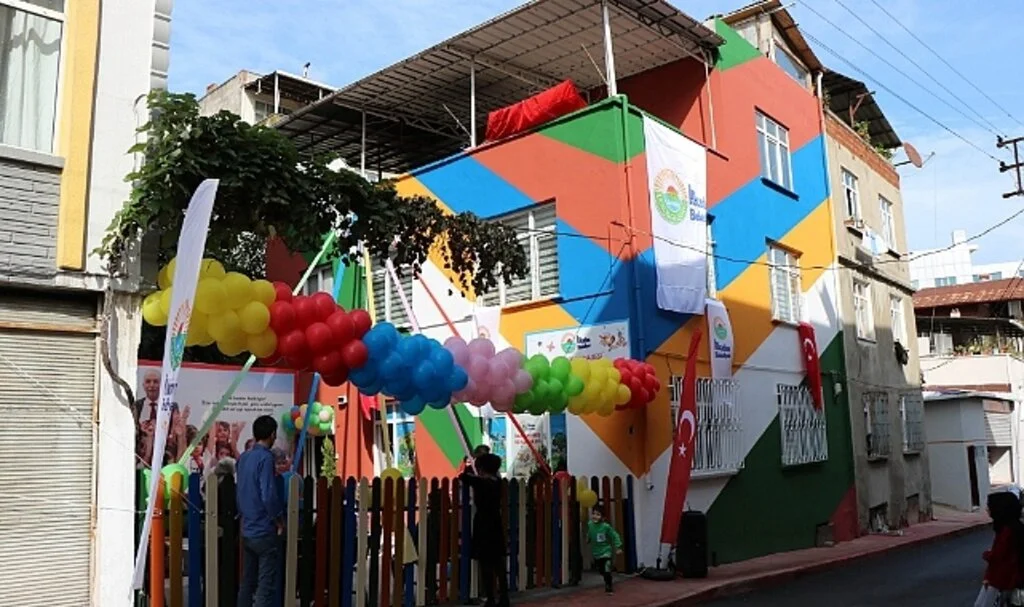 Samsun'da Dar gelirli aileler için 3 kreş ve kültür evi