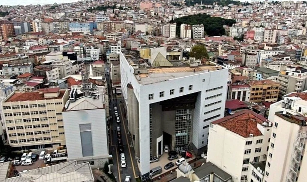 Samsun'da Dev Bina Yıkılıyor