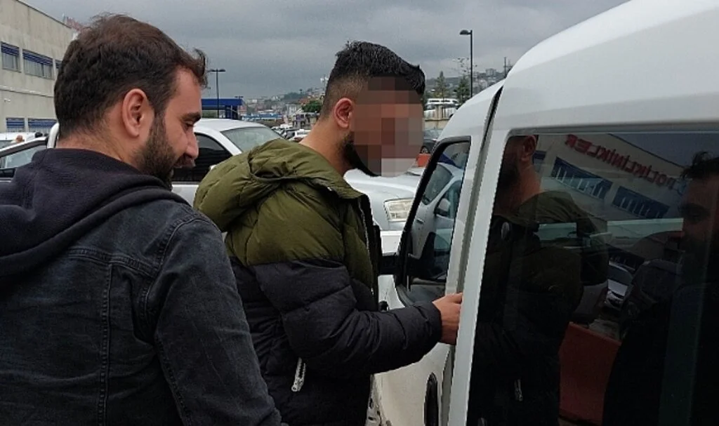 Samsun'da gasp olayına karışan 2 kişiye gözaltı