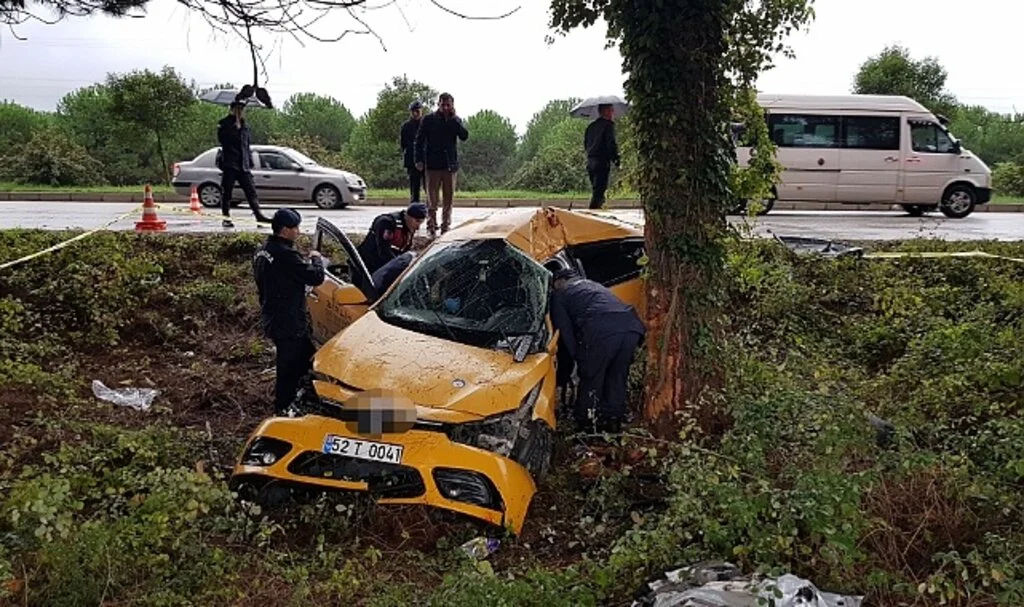 Samsun'da Hastane Yolunda Kaza: 1 Ölü, 1 Yaralı