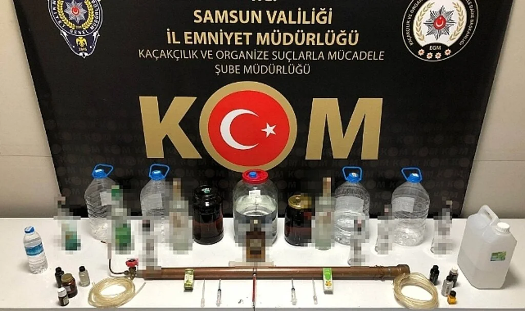 Samsun'da kaçak içki imalathanesi gibi ev