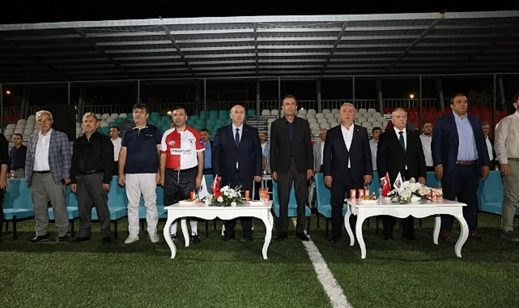  Samsun'da ‘Koşabiliyorken Koş’ futbol turnuvası başladı