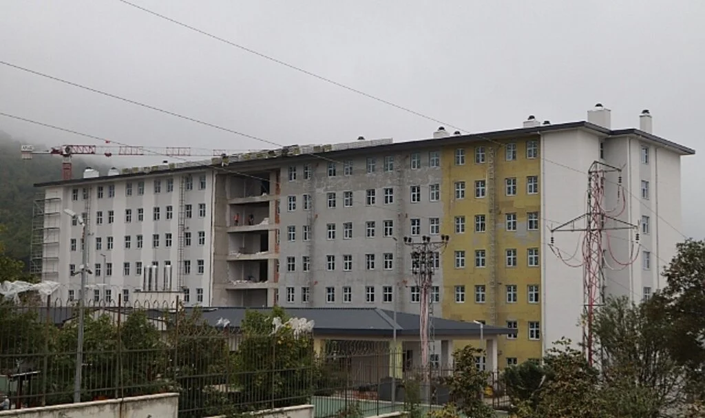 Samsun'da KYK'nın en büyük öğrenci yurdu açılış için gün sayıyor