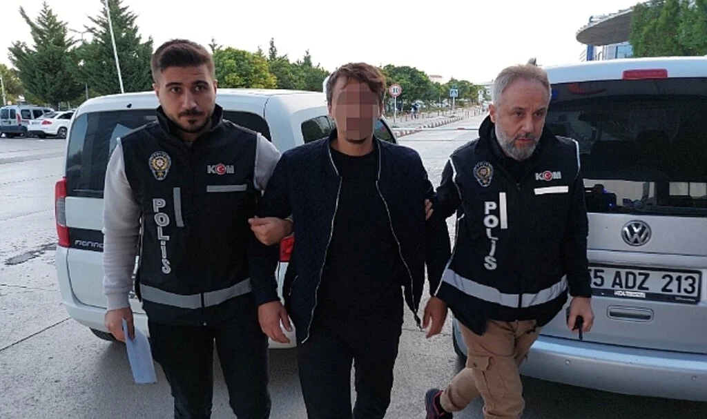 Samsun'da şafak vakti kaçak tütün mamulleri operasyonu: 22 gözaltı